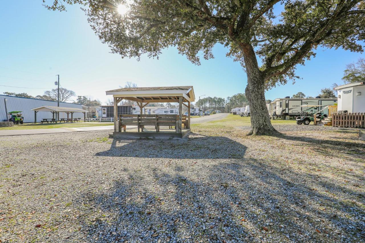 Model Home Near Camp Lejeune With Water View Sneads Ferry Εξωτερικό φωτογραφία