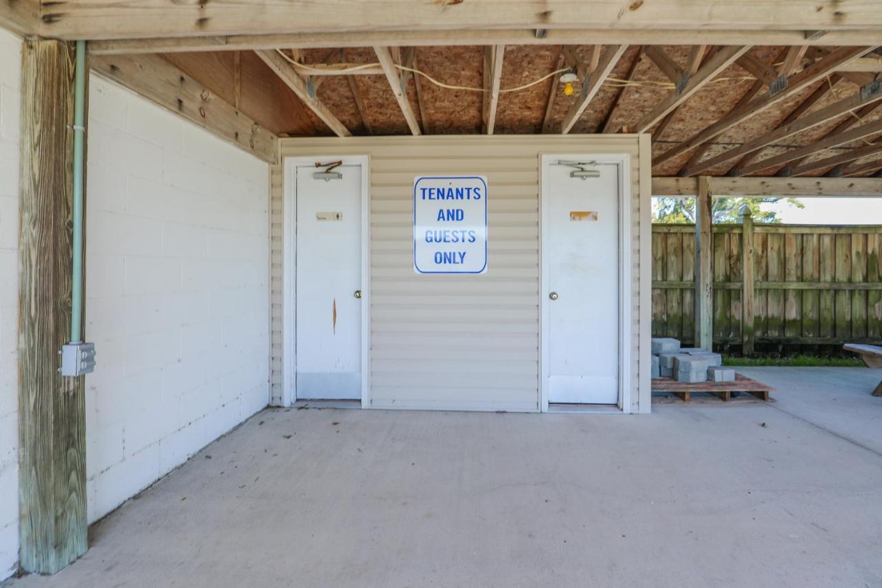 Model Home Near Camp Lejeune With Water View Sneads Ferry Εξωτερικό φωτογραφία