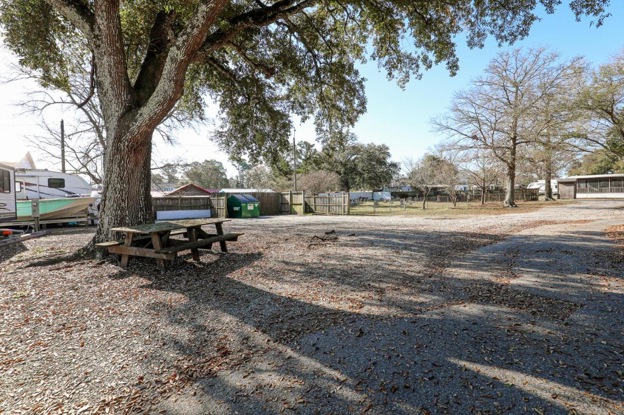 Model Home Near Camp Lejeune With Water View Sneads Ferry Εξωτερικό φωτογραφία