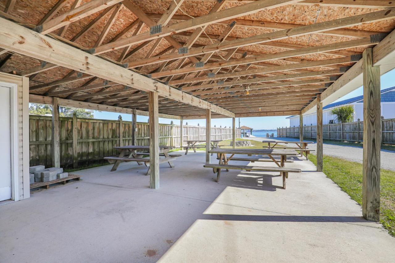 Model Home Near Camp Lejeune With Water View Sneads Ferry Εξωτερικό φωτογραφία