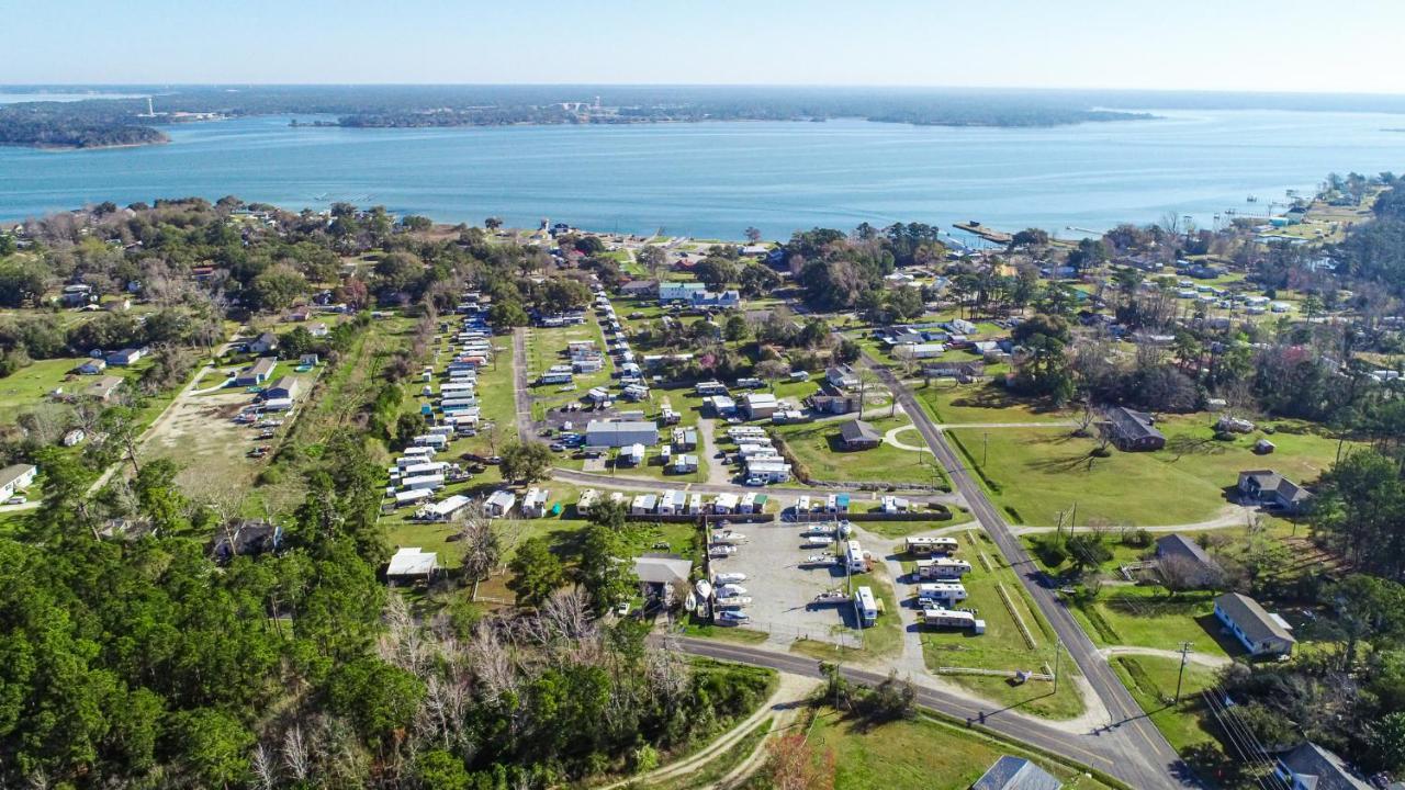 Model Home Near Camp Lejeune With Water View Sneads Ferry Εξωτερικό φωτογραφία