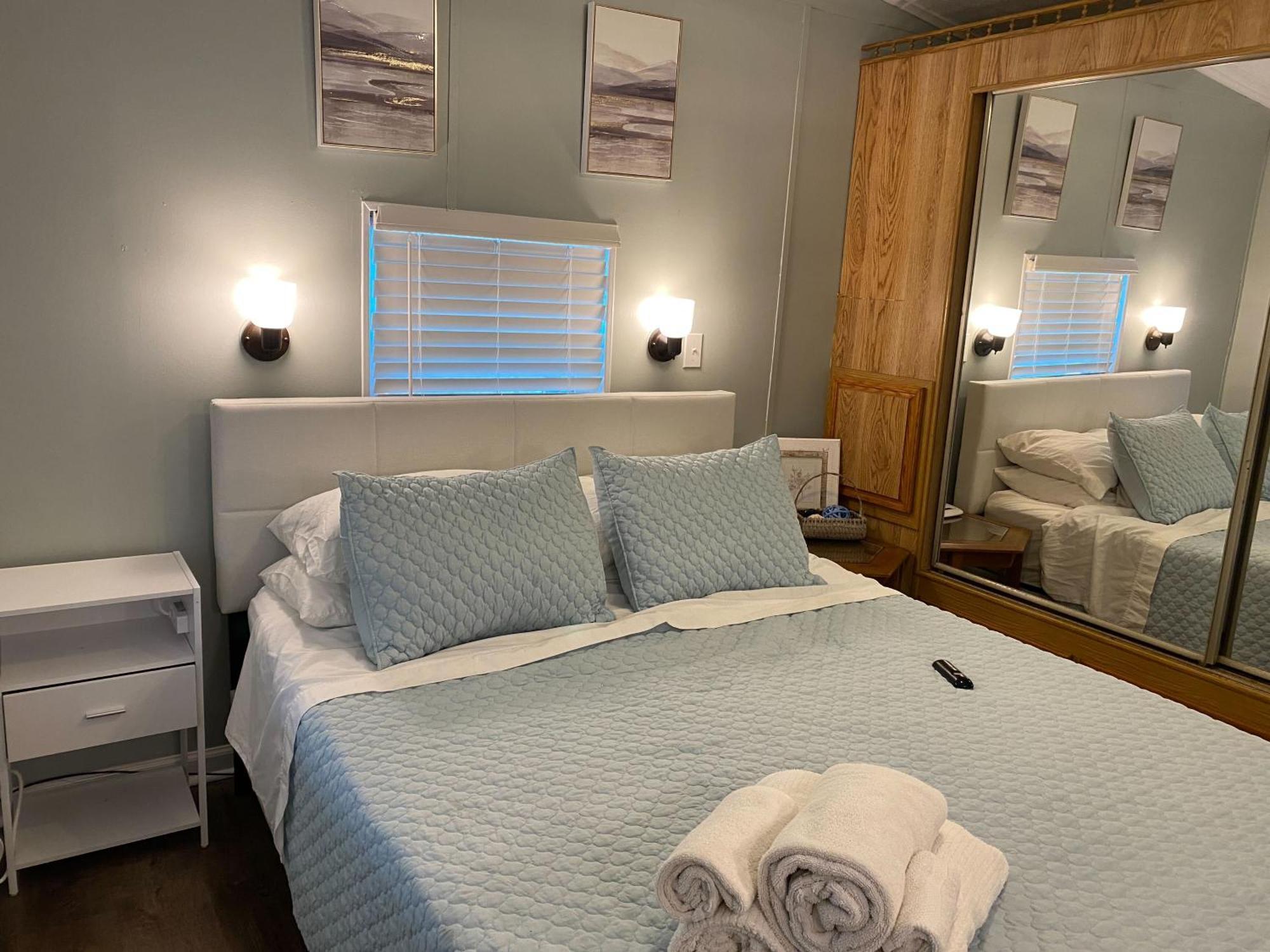 Model Home Near Camp Lejeune With Water View Sneads Ferry Εξωτερικό φωτογραφία